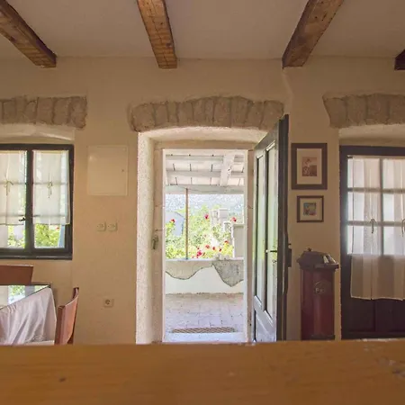 In Kostelj 39300 Сasa de vacaciones