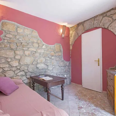 Сasa de vacaciones In Kostelj 39300 Grižane